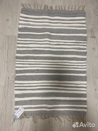 Коврик sinsay 60*90 новый