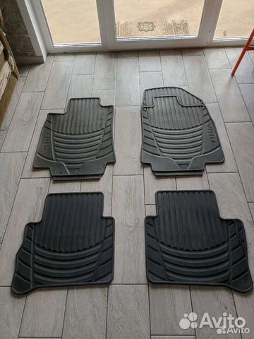 Автомобильные коврики Ниссан Тиида