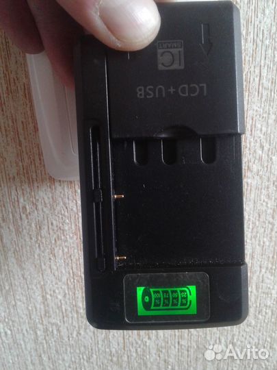 Универсальный зарядник с usb