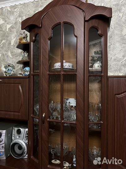 Стенка в гостиную