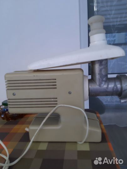 Электро мясорубка Рабочая снак качество