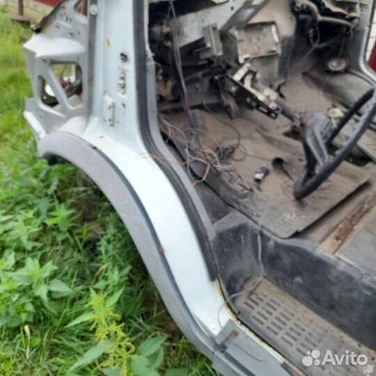 Продаю каркас пассажирской газели по запчастям