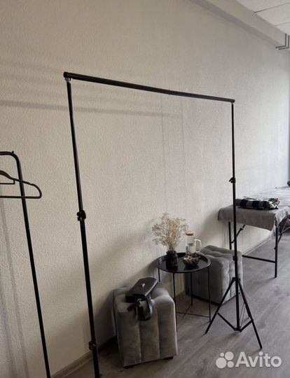 Фотофон со стойками для съемки контента