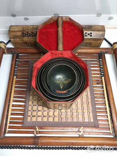 Поющие чаши