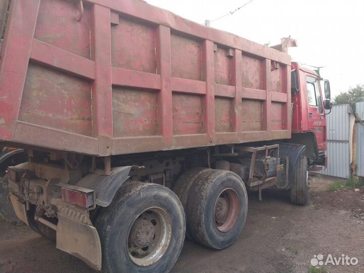 Самосвал 18 м³ Howo ZZ3257, 2007