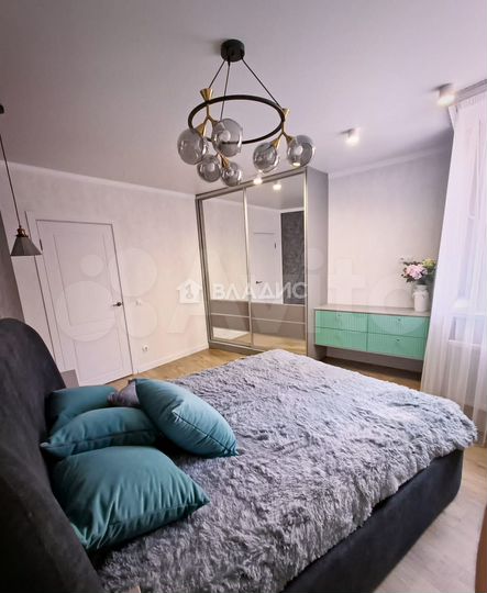 2-к. квартира, 62 м², 3/17 эт.