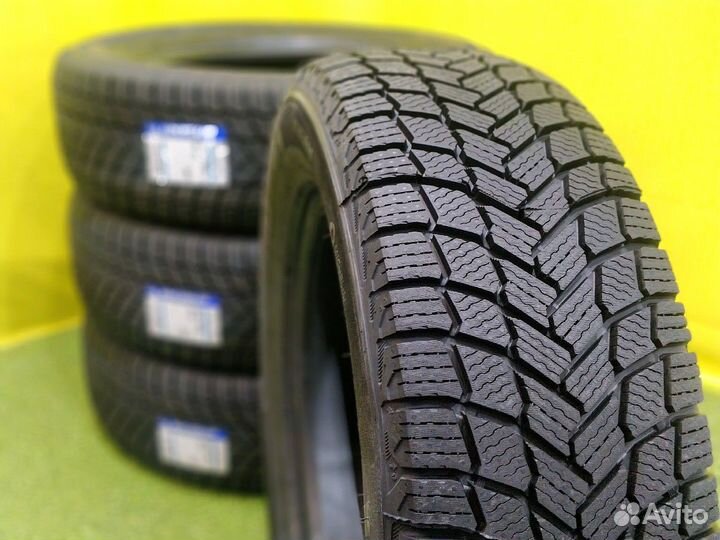 Michelin X-Ice Snow 215/65 R17