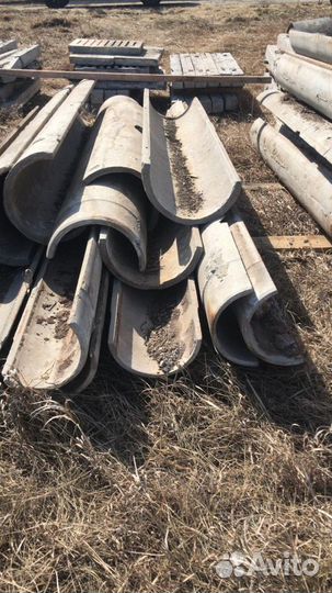 Кормушка для крс и свиней. Разные