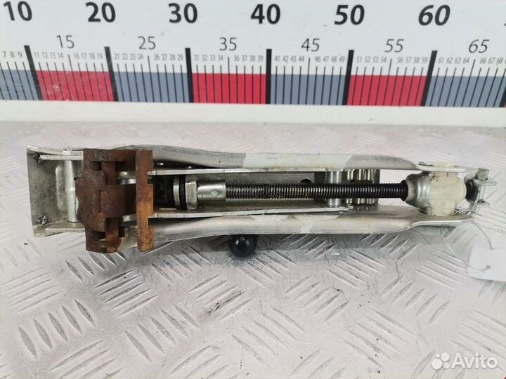 Домкрат для Volkswagen Passat 5 4B0941700C