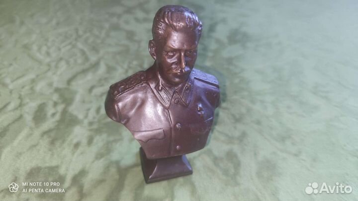 Бюст Сталина, бронза