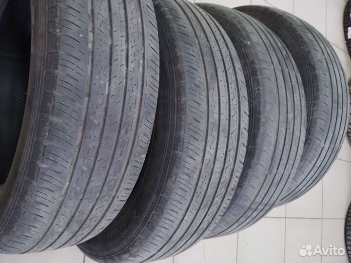 Dunlop Grandtrek ST30 225/65 R17 102H