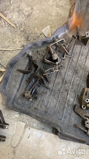 Кронштейн генератора ваз