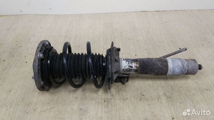 Амортизатор передний правый BMW 2 / F87, BMW 2 купе F22, F87 10/2012 - 06/2021 2016