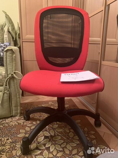 Новое компьютерное кресло IKEA vilgot
