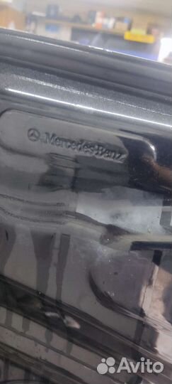 Капот на mercedes 213