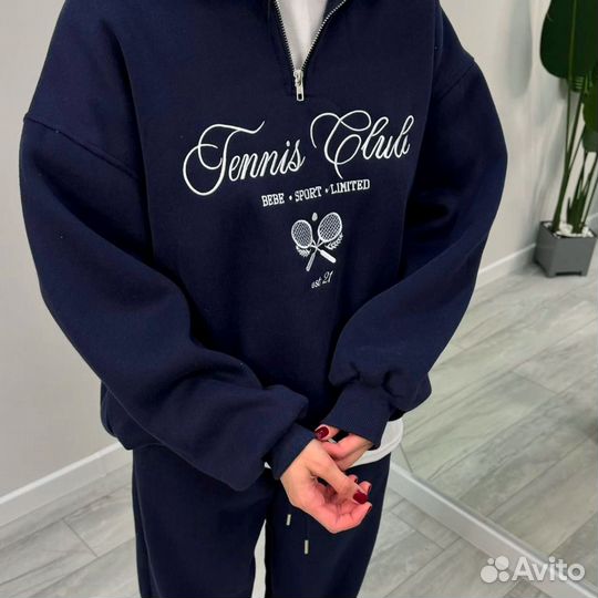 Спортивный костюм