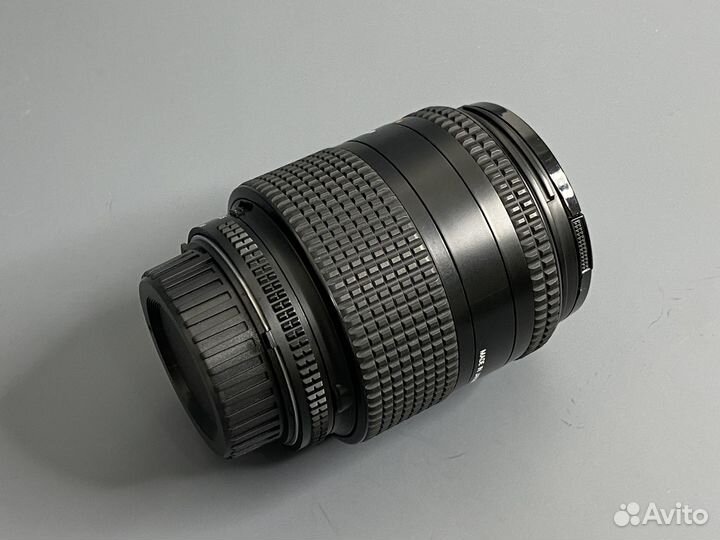 Nikon 28-105mm 3.5-4.5D AF Zoom-Nikkor