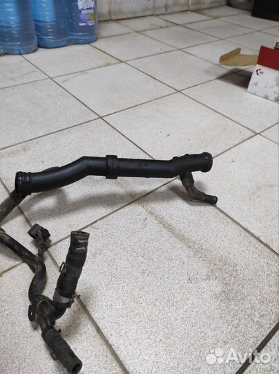 Трубка пластиковая системы охлаждения 1.4 TSI