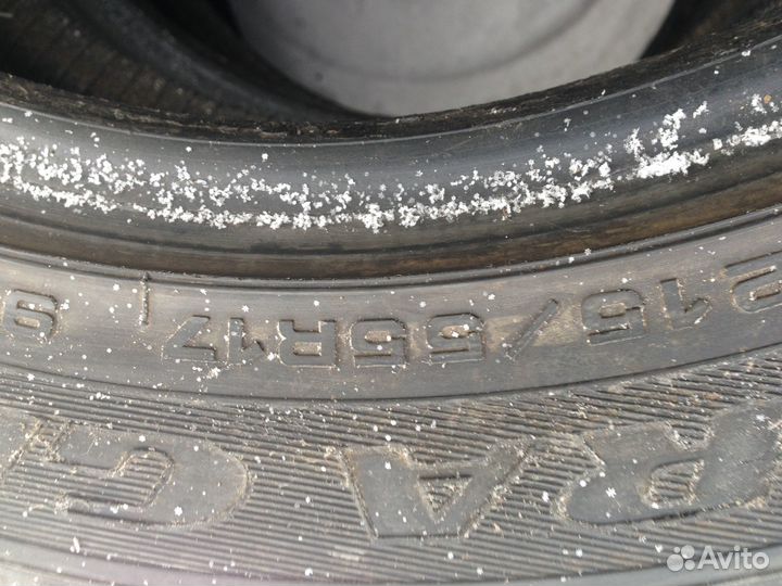 Goodyear UltraGrip Ice 215/55 R17