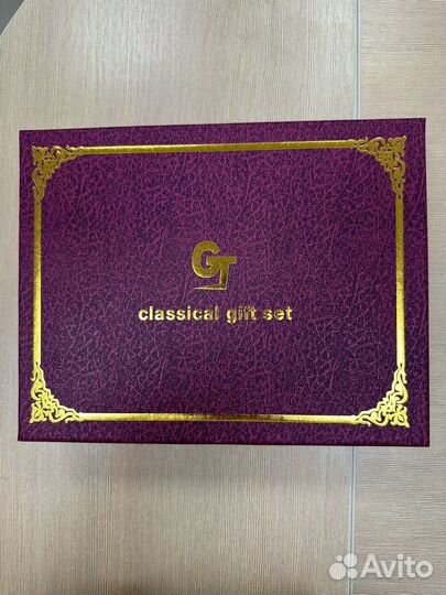 Фляжка со стопками