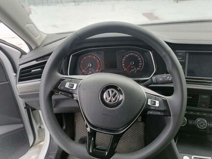 Volkswagen Jetta 1.6 AT, 2020, битый, 25 000 км