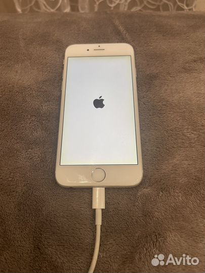 Телефон iPhone 6 на 64 gb