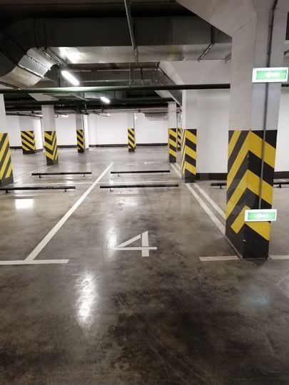 Машиноместо, 14 м²