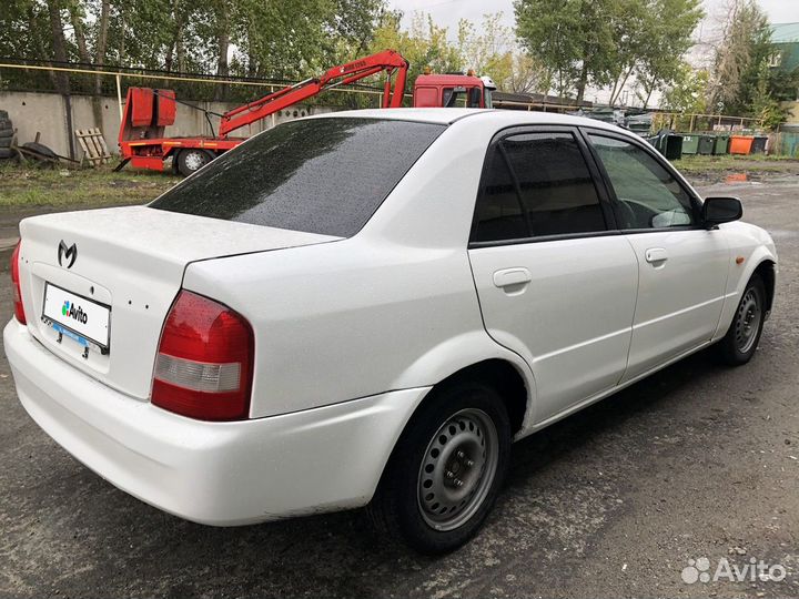 Mazda Familia, 2002