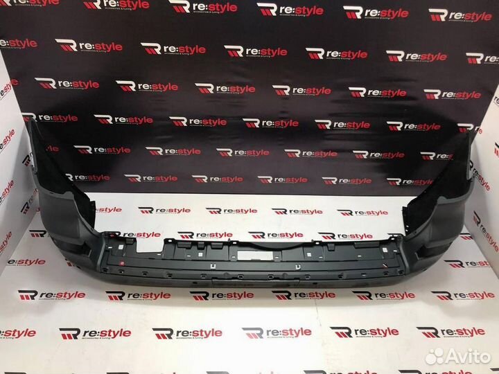 Бампер задний Lexus LX570 12-15 K1789