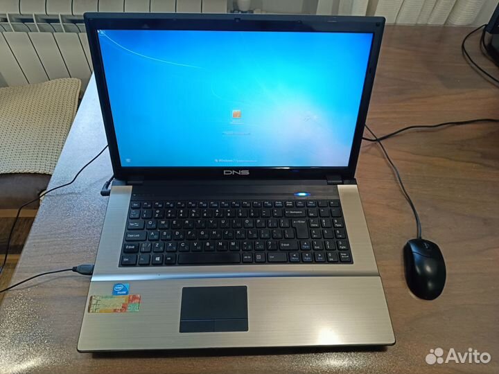 Ноутбук DNS B980