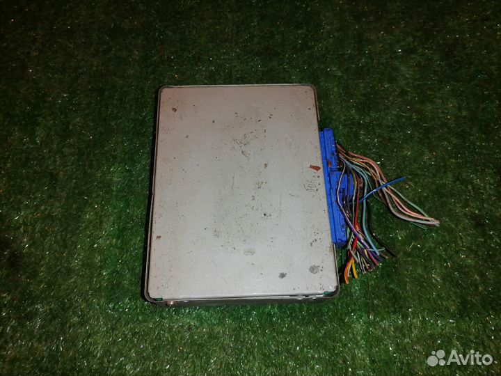 Блок управления двигателем 237101С312 Nissan Seren