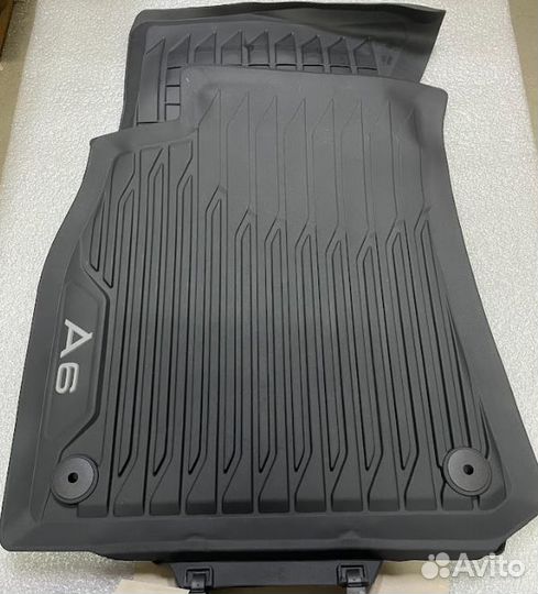 Комплект резиновых ковриков для Audi A6 C8