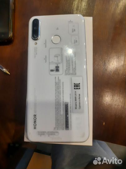 HONOR 20s, 6/128 ГБ