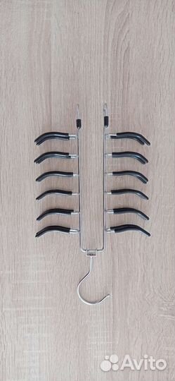 Вешалка для галстуков, шарфов, ремней