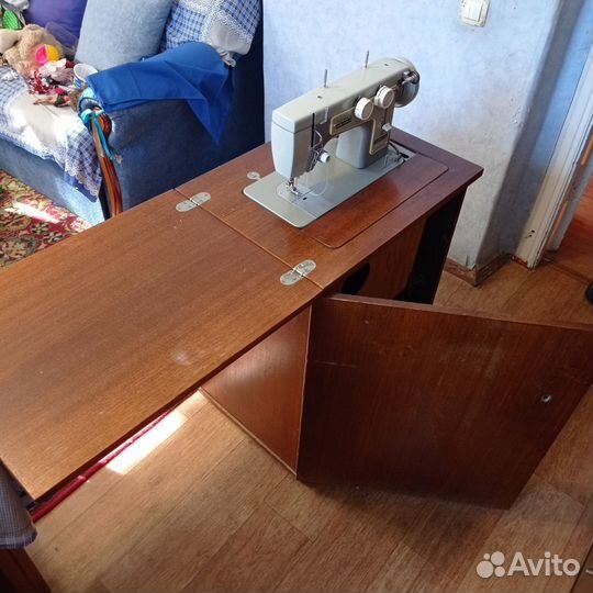 Швейная машина Чайка 3 (кл. 116-2)