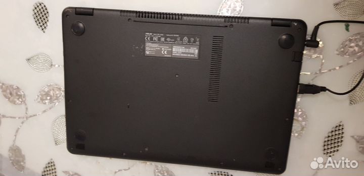 Ноутбук asus
