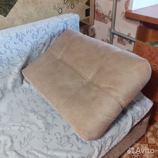 Подушки для дивана