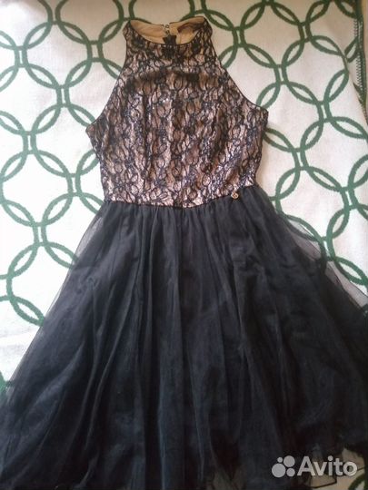 Вечернее платье