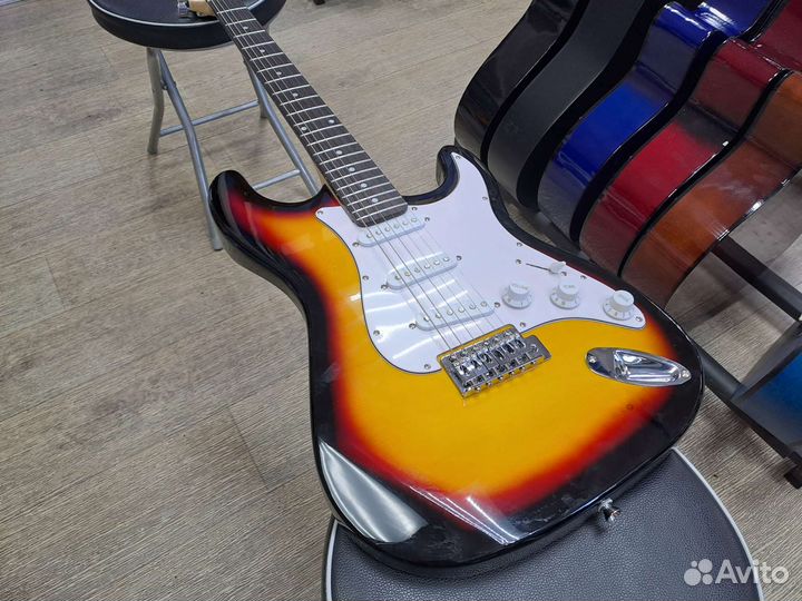 Электрогитара стратокастер