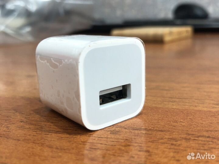 Новая оригинальная евророзетка зарядка iPhone