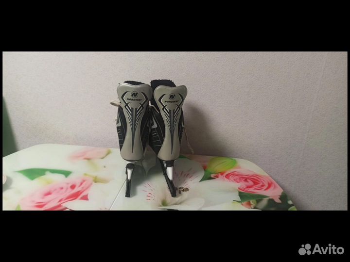 Коньки хоккейные 43 размер