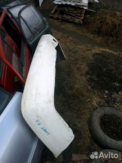 Задний бампер Nissan Sunny b13