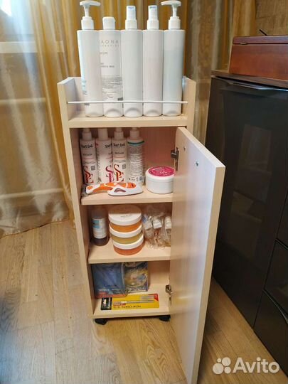 Косметический столик бу (массаж, шугаринг, космети