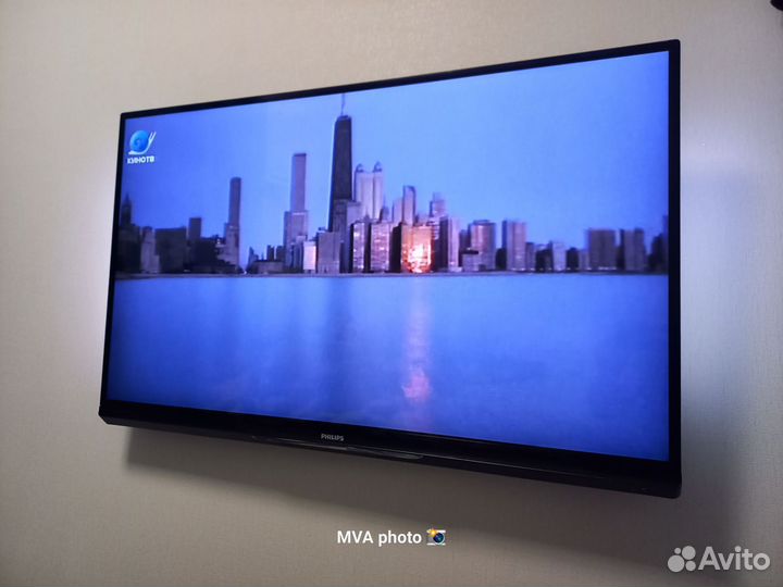 Телевизор Philips 42 Ambilight 3D
