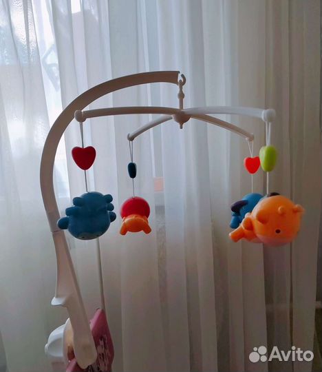 Детская карусель на кроватку