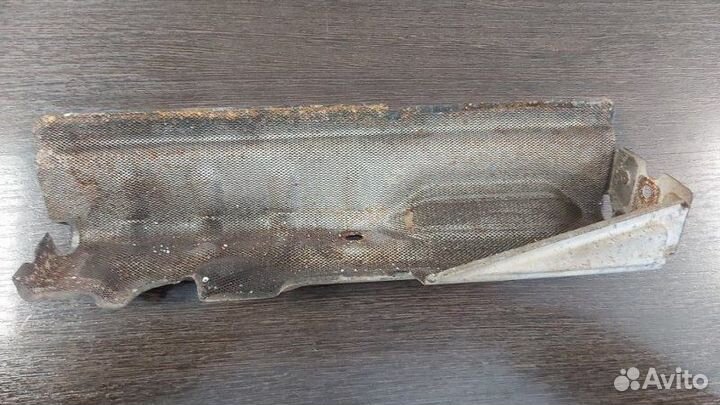 Тепловой экран Bmw X3 2.0D E83 N47 2009