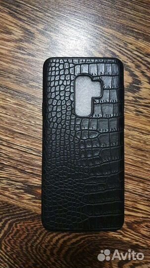 Чехлы и стекла на экран для Samsung S9+ и S10+