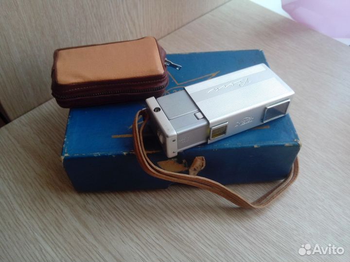 Продаю фотоаппарат киев-вега 1962 г