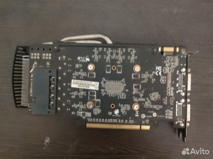 Видеокарта Asus GTX 460