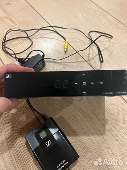 Радиосистема Sennheiser XSW-1 инструментальная